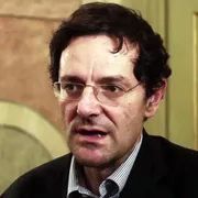C'è un rendimento di felicità nel prendersi cura dei poveri
