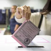 Se le democrazie sono stanche, la cura deve essere civica