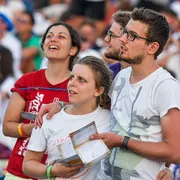 La pazienza dell'ascolto crea una Chiesa "sinodale"