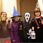 Parlare coi santi e i nostri cari. Ecco la differenza con Halloween