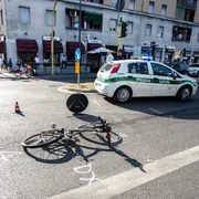«Vuoi la patente? Devi saper guidare la bici»