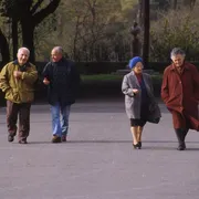 Cos'è l'"ageismo" e che effetti ha sugli anziani nella società