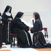Ieri ingegnera edile, oggi clarissa. La storia di suor Marzia Francesca