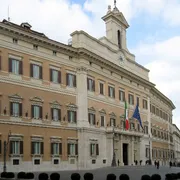 Nella "fabbrica delle leggi" è protagonista (quasi) solo il Governo