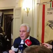 Toscana: legge sul suicidio assistito “azzoppata”? «È applicabile, non torna in Consiglio»