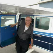 Don Paolo Gariglio, il prete-aviatore voce delle periferie di Torino