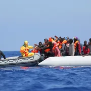 Zero sbarchi e mille dispersi: la tragedia dietro i numeri