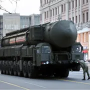 È scaduta l’intesa fra Usa e Russia: da oggi il mondo rischia l’anarchia nucleare