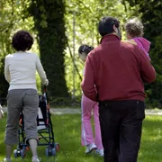 Una famiglia al parco