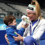 La pattinatrice Francesca Lollobrigida e il suo bambino, Tommaso