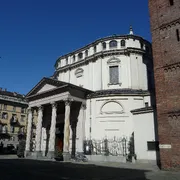 A Torino c'è un chilometro quadrato dove la vera ricchezza è l’umanità