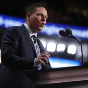 Chi è e cosa vuole davvero Peter Thiel, il cuore di tenebra del mondo digitale
