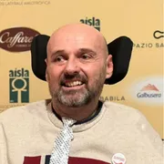 «Vivo con la Sla in un silenzio che fa rumore. E trovo risposte su di me»