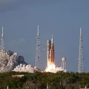 Artemis 2, verso la Luna il vettore che riporta l'umanità nello spazio