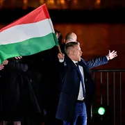 Peter Magyar, il leader dell'opposizione, dopo la vittoria