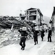 La scossa, i morti, i volontari, la ricostruzione: il Friuli ricorda il terremoto 50 anni dopo