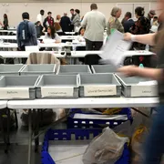 Bye-bye Labour, sulla Gran Bretagna soffia ancora il voto populista