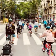 Nelle città ci servono strade adatte ai bambini