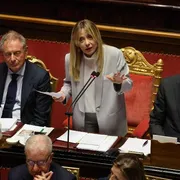 Salari, supermercati, Paese reale: tutti i passaggi dello scontro Meloni-opposizioni
