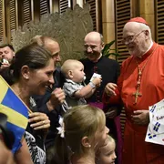 Le visite dei fedeli svedesi al cardinale Arborelius il giorno in cui è stato creato cardinale nel 2017 / SICILIANI
