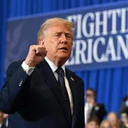 Trump e l'accordo con l'Iran "ampiamente negoziato". I nodi di Hormuz e del nucleare