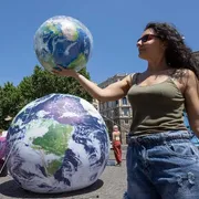 Una giovane dei Fridays for future