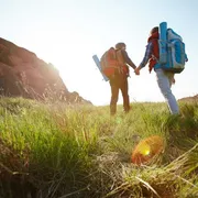 Dieci passi di sostenibilità: come camminare (bene) in montagna