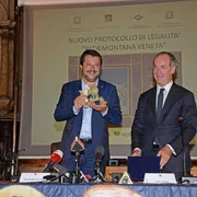 Ore calde nella Lega: Salvini al bivio "chiama" Zaia