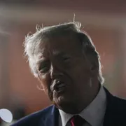 Trump: 37 annunci “storici” che non hanno fatto nessuna Storia
