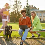 Perché nei campus Usa l'IA si prende i fischi degli studenti?