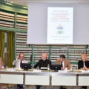 Un momento della presentazione del volume nella sala degli Atti parlamentari della Biblioteca del Senato