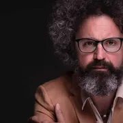 Simone Cristicchi: «I miei frammenti di luce»