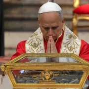 Il Papa a Pavia sui passi di Agostino: «Non si può amare Dio se non si ama il prossimo»