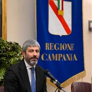 Campania verso la legge: la maggioranza di Fico spinge per il suicidio assistito