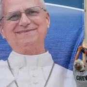 «Proteggere la vita di tutti». Il 4 luglio del Papa americano a Lampedusa