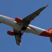 C'è un'altra offerta: ora è asta per easyJet