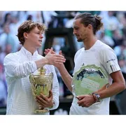 Sinner conquista Wimbledon (ma sull'erba Federer resta il Re)