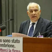 «Se Carlo Casini è santo, lo è un po’ tutto il popolo della vita»