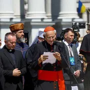 Zuppi a Kiev: fra la diplomazia umanitaria e la sua preghiera per i «costruttori di pace» in Ucraina