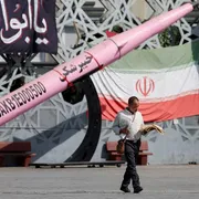 L'Iran vuole l'estensione del conflitto e infiamma già la regione. Israele si prepara ai raid