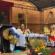 La missione «pastorale e diplomatica» di Gallagher in Ucraina. «Così il demonio ci attacca»