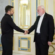 La missione «pastorale e diplomatica» di Gallagher in Ucraina. «Così il demonio ci attacca»
