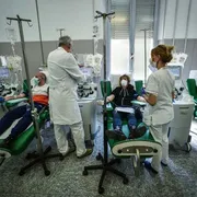 Manteniamo un limite giuridico al suicidio assistito: bisogna proteggere i malati