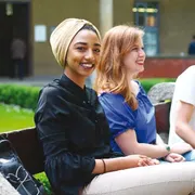 Essere cittadini italiani prima di avere i documenti