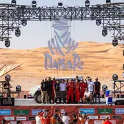 Da Napoli alla Dakar, storia di formazione e lavoro