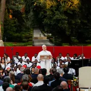Leone XIV si racconta come primo Papa americano: «Un grande amore per gli Usa e li visiterò presto».