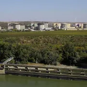 La secca  storica del Danubio costringe Romania e Ungheria a spegnere le centrali nucleari. Fermo  il traffico fluviale
