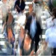 Meno stranieri in arrivo in Italia. Fuga di talenti dal Sud