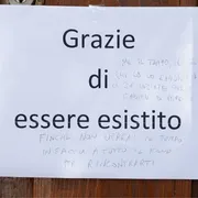 «Dio è morto, ma poi risorge»: Guccini, la fede mai avuta e la speranza sempre coltivata