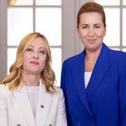 Giorgia Meloni e Mette Frederiksen, insieme per mandare un "messaggio congiunto all'Europa" e dire no a "un'immigrazione incontrollata". Dalla pagina Instagram di Giorgia Meloni